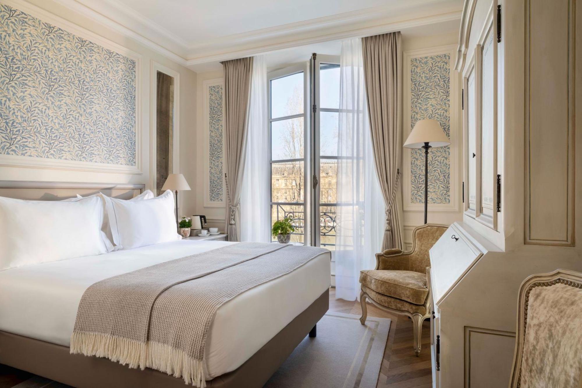 Hotel Du Quai Voltaire Paris Exterior photo
