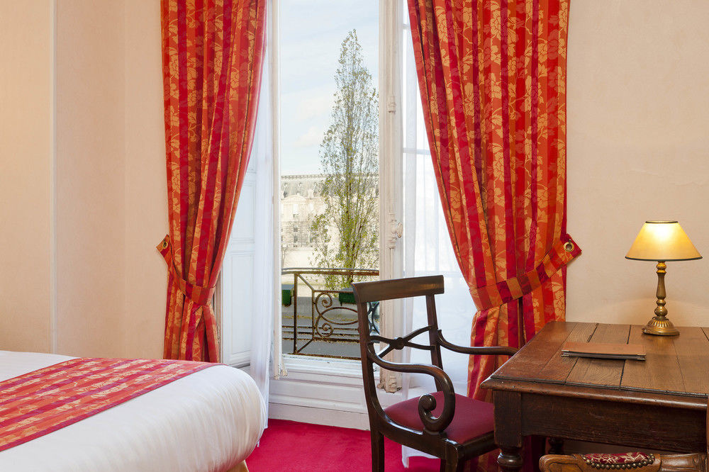 Hotel Du Quai Voltaire Paris Exterior photo
